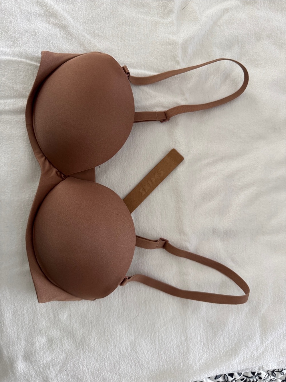 SKIMS Smooth Molded T-Shirt Bra - Chocolate Brown